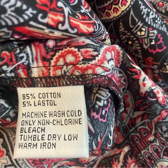 Talbots Christmas print stretch blouse - Picture 5 of 5